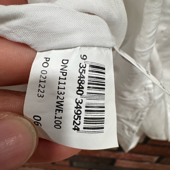 Dissh White Dress - Picture 10 of 11